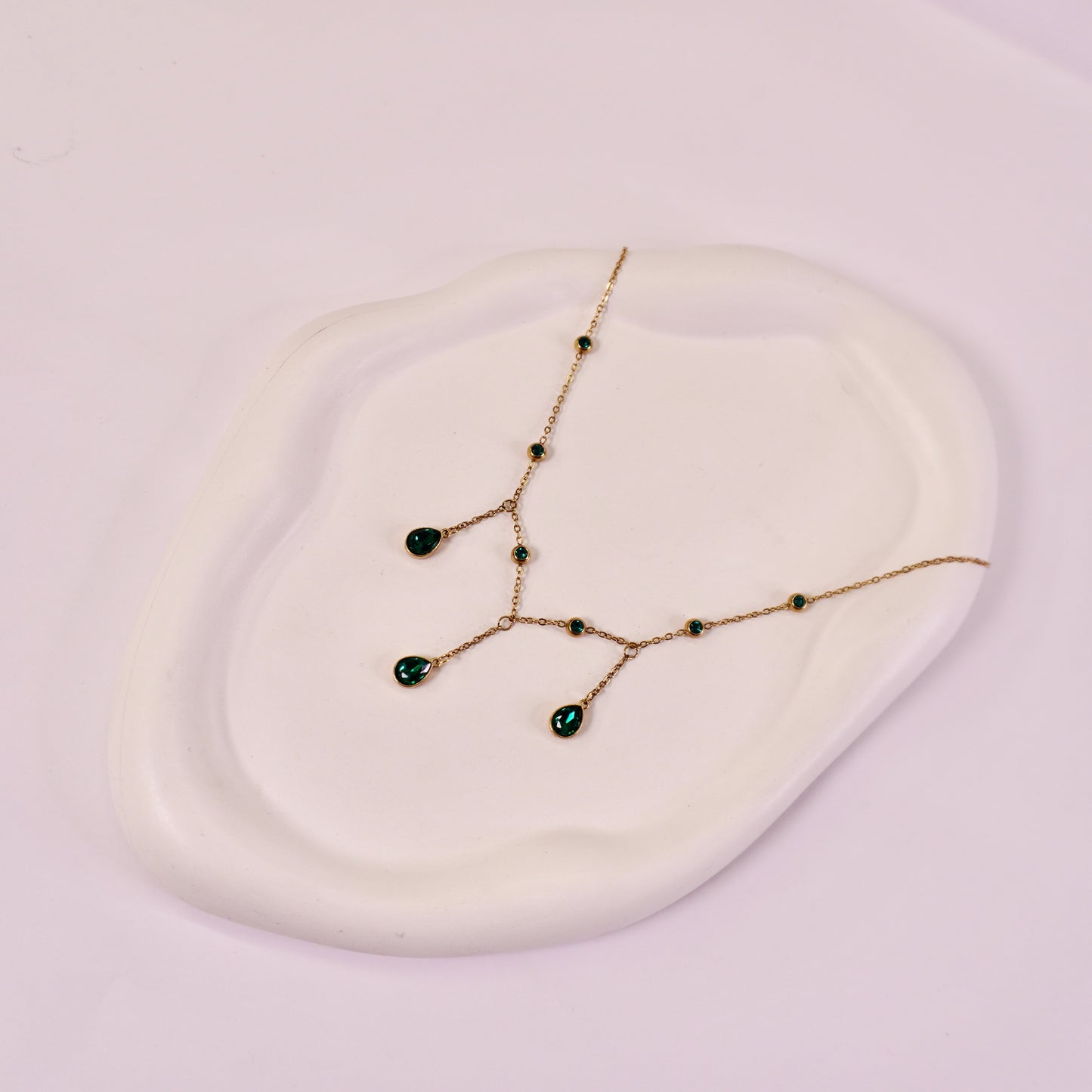 Elina Necklace 🟢