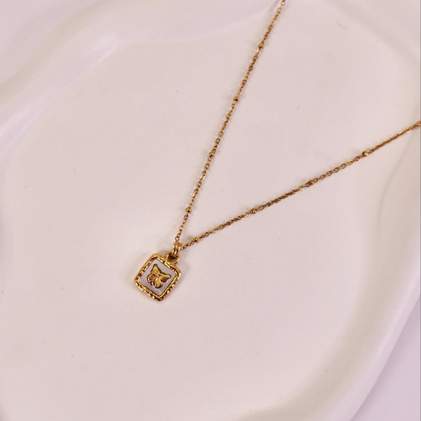 Luna Pendant π¦