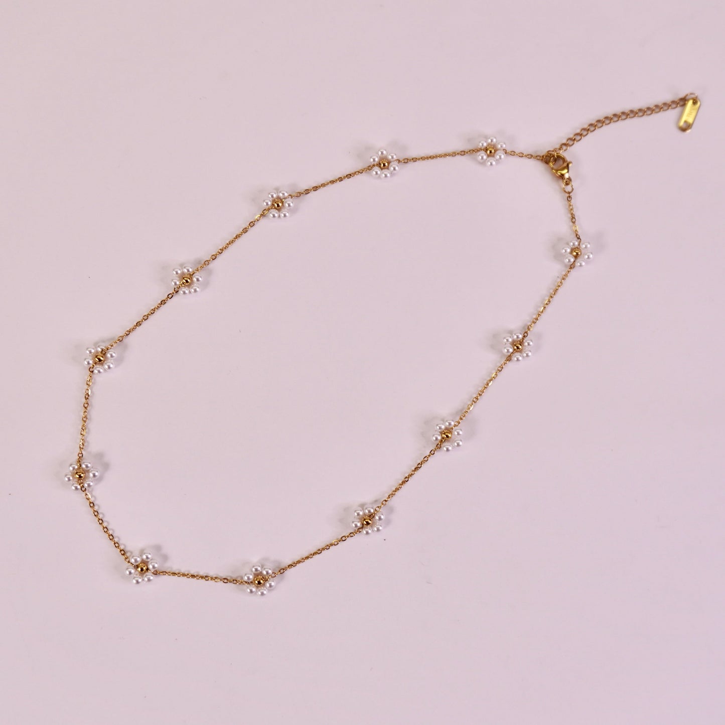 Daisy Necklace β