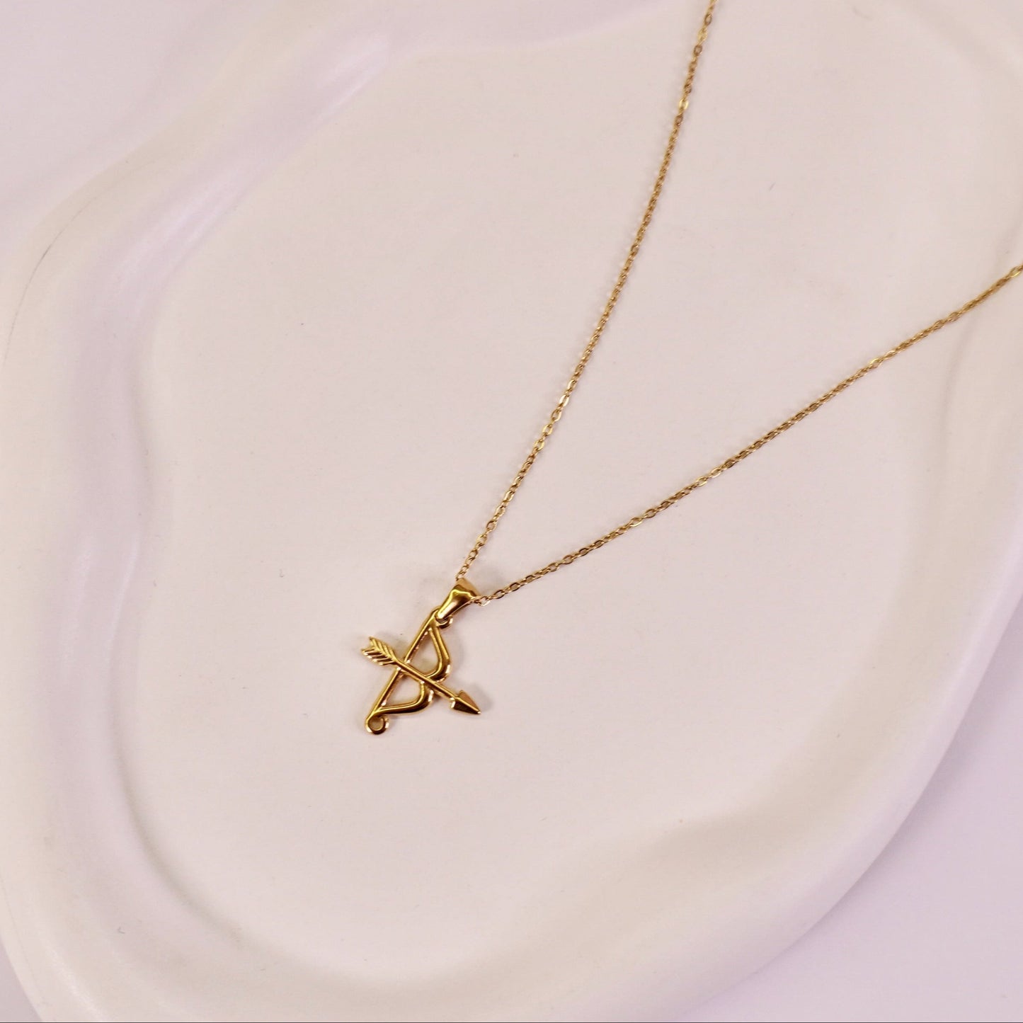 Artemis Pendant 🏹