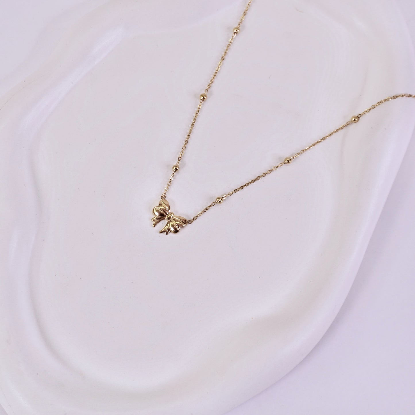 Elle Pendant 🎀