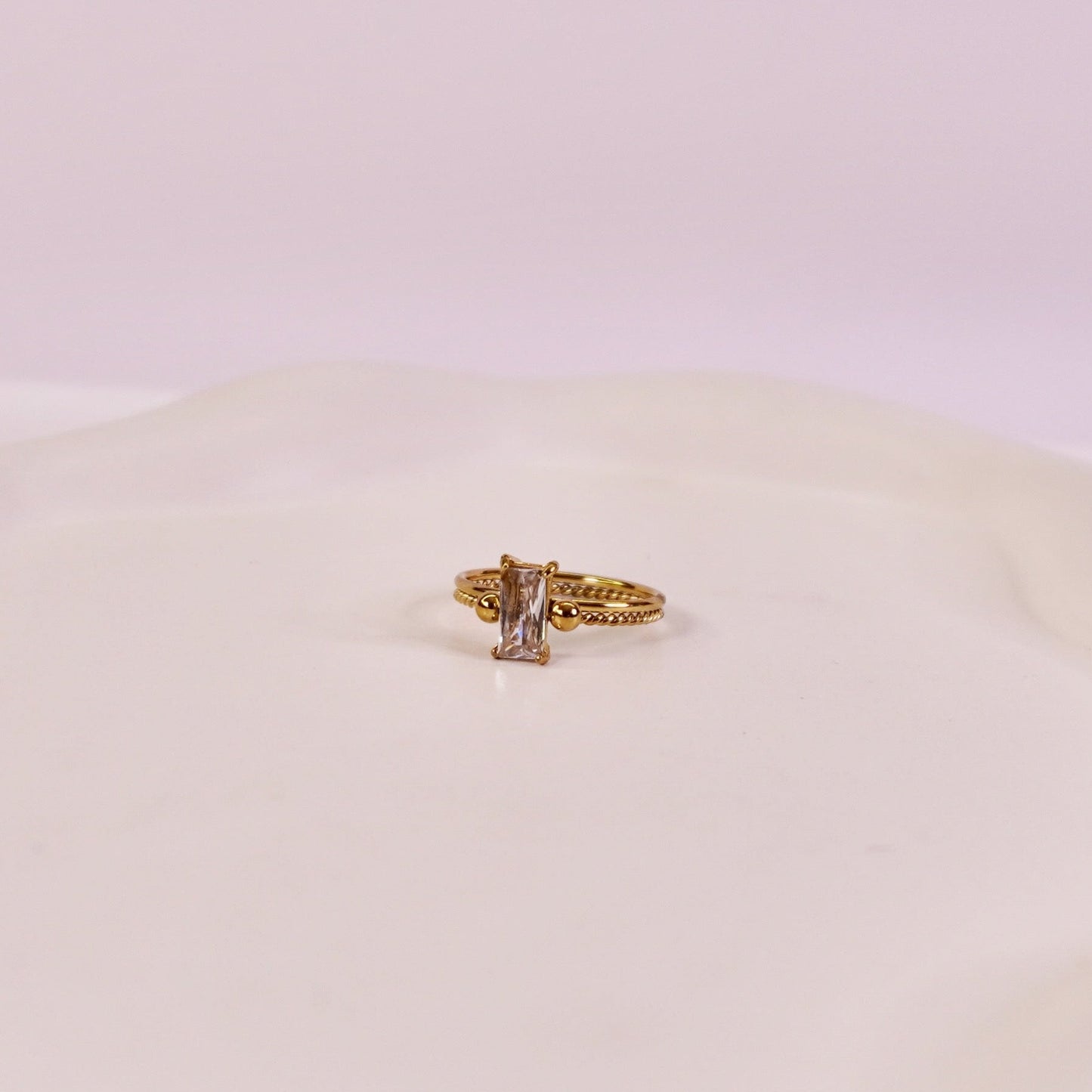 Megan ring đź’…