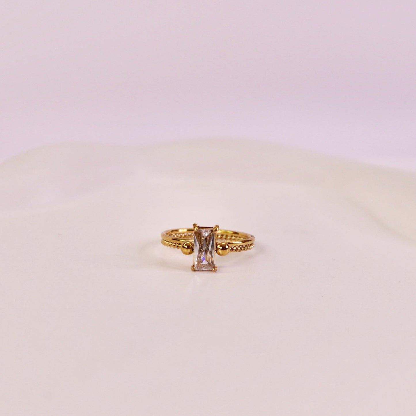 Megan ring đź’…