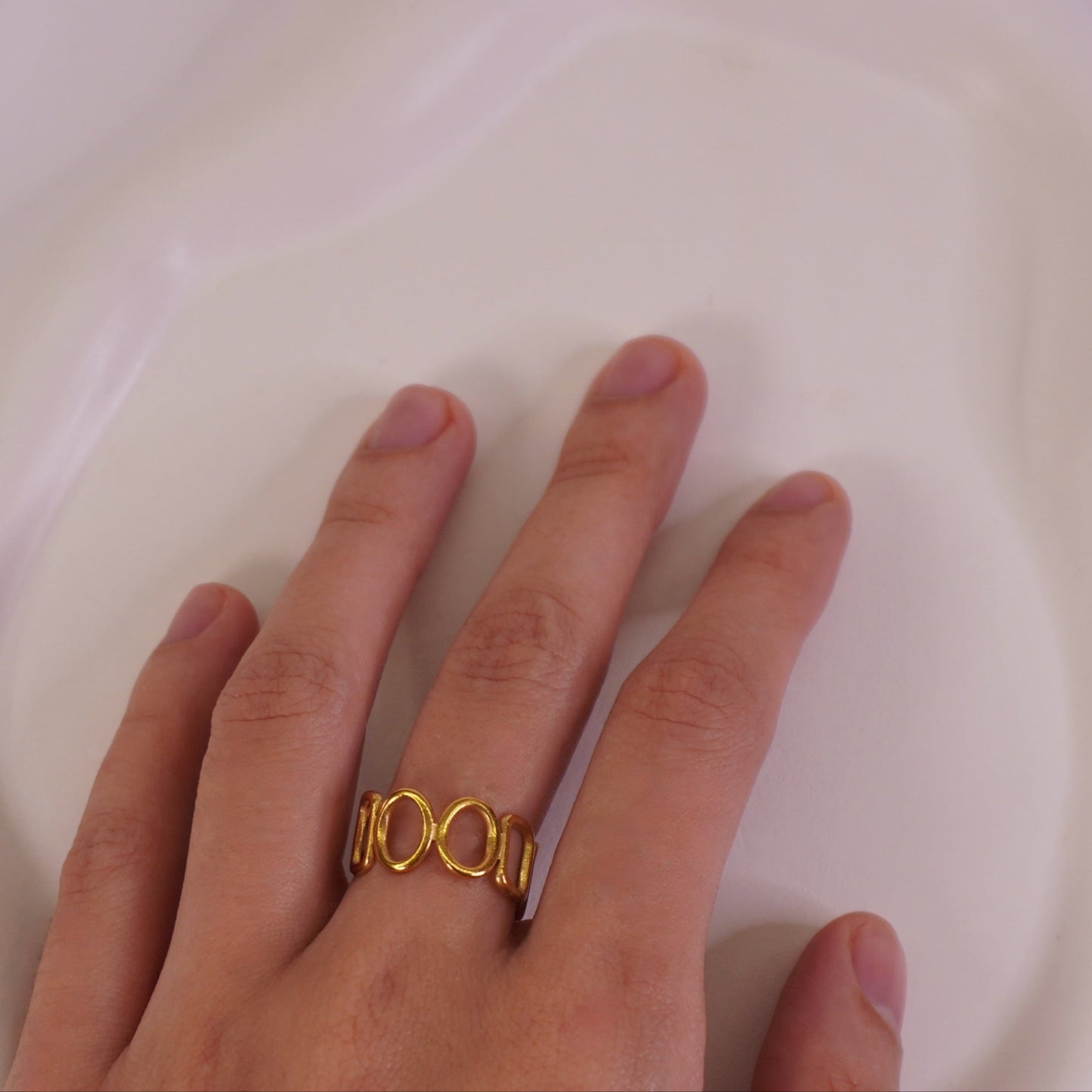 Charlotte ring ▯⬭