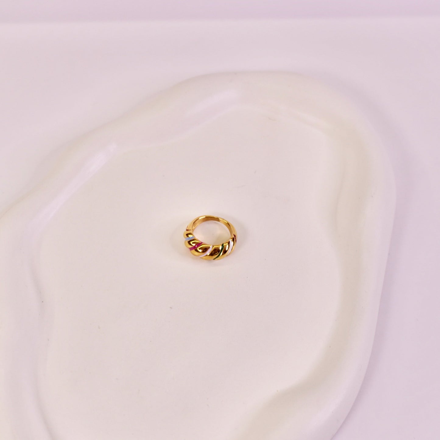 Jojo ring 🌈