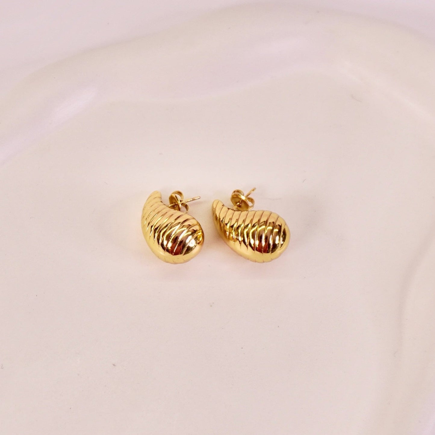 Sagarika Earrings 🐚