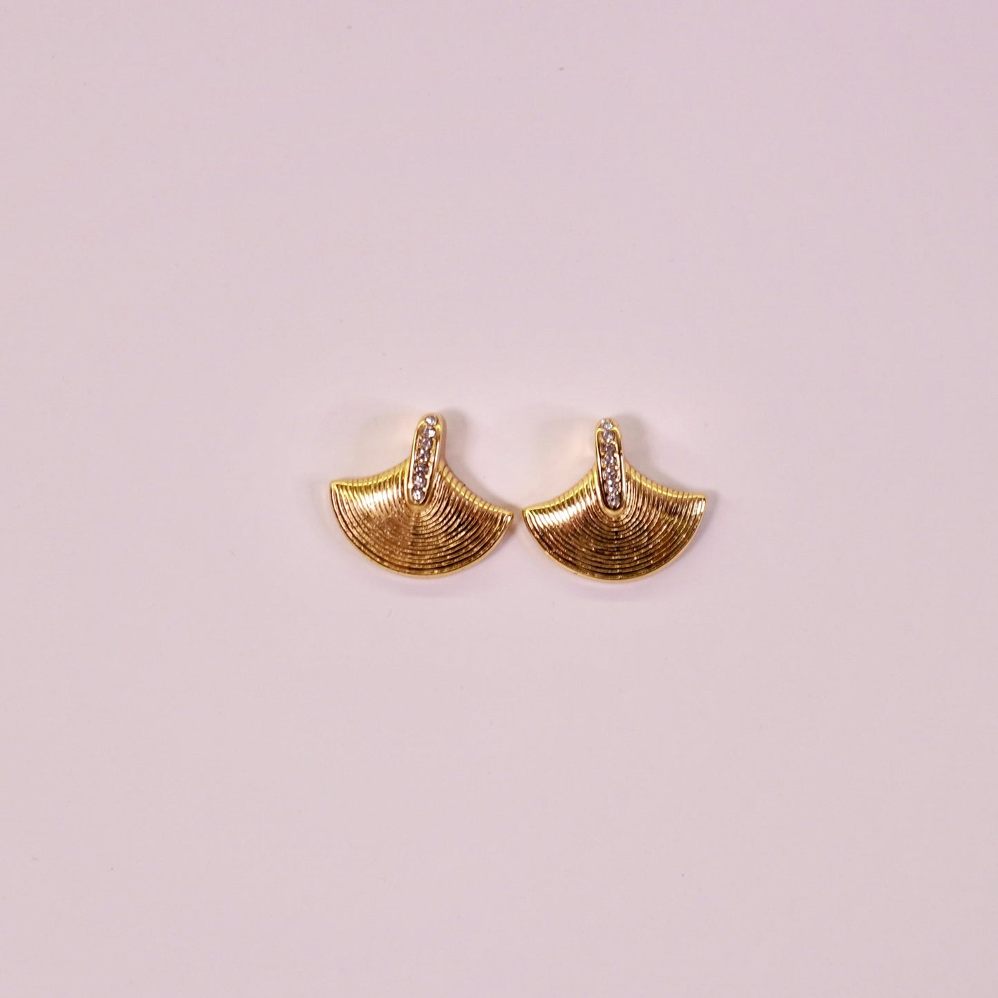 Seher earrings 𖣘