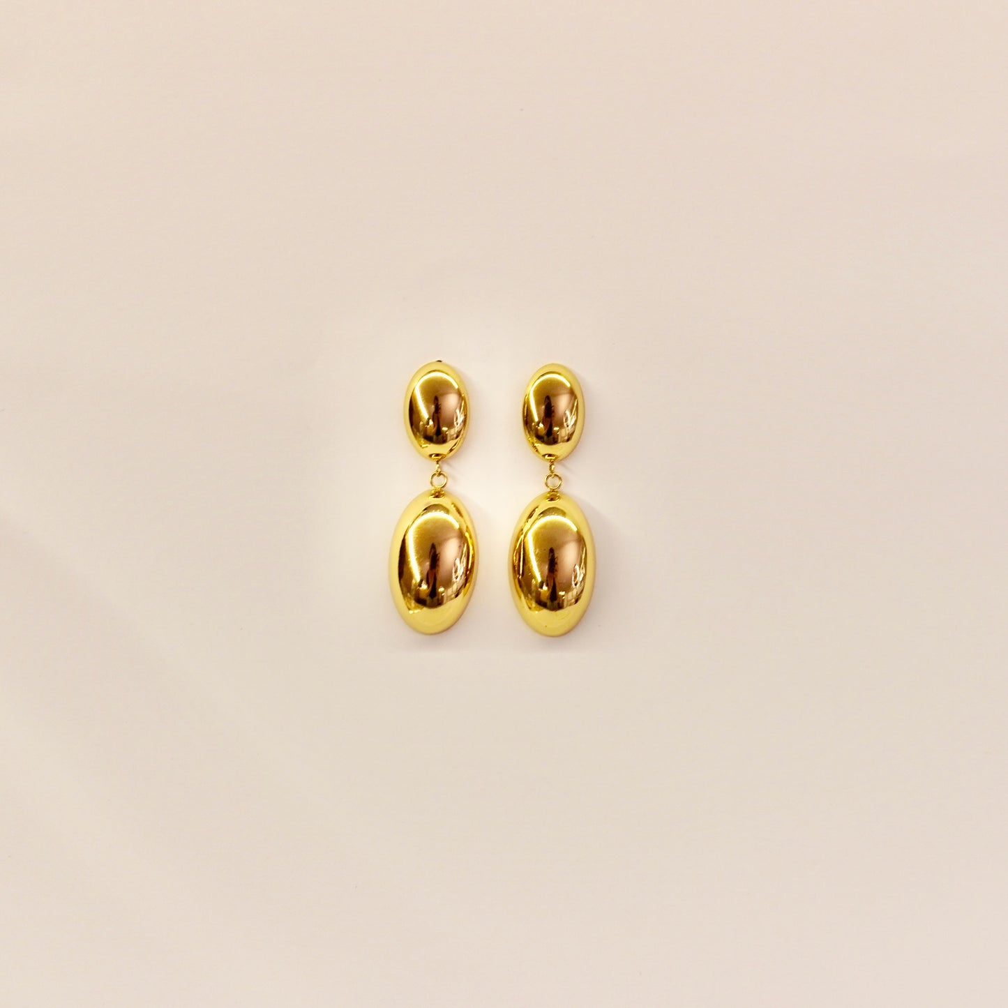 Tanya earrings 🥚