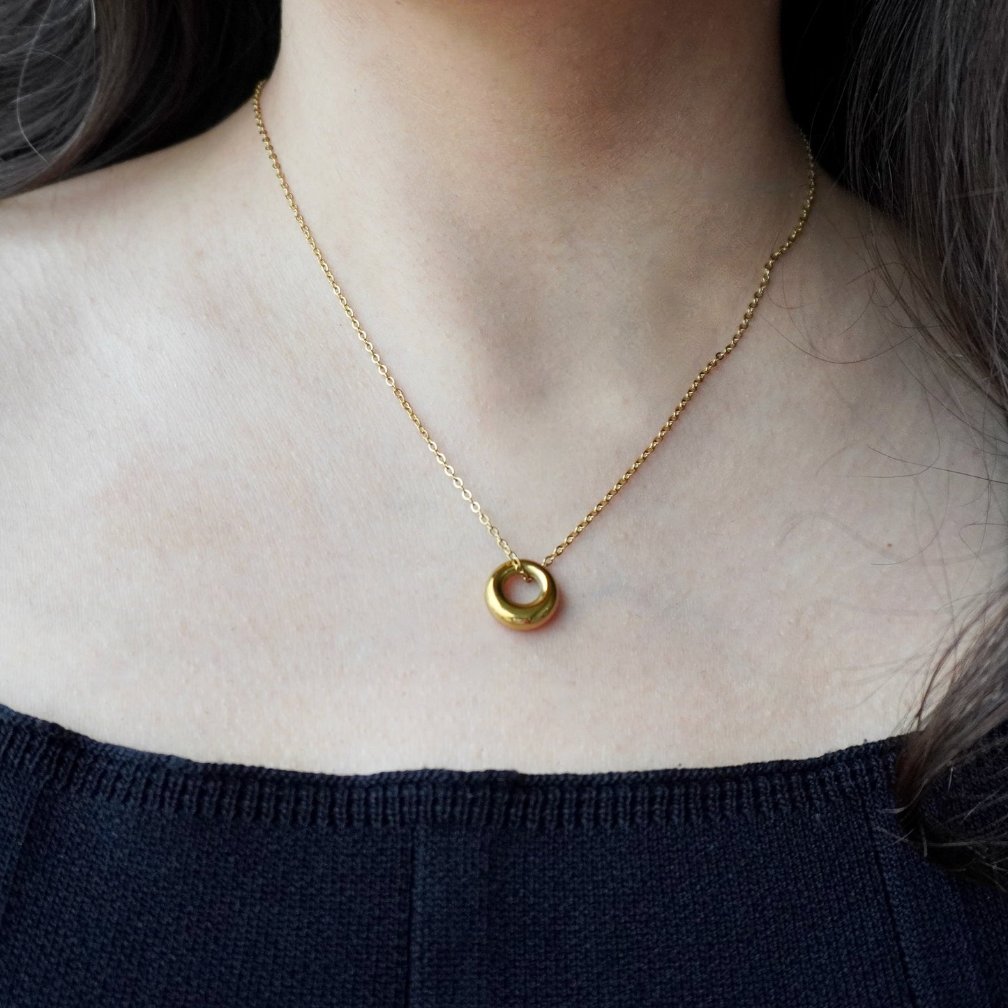 Reeva Pendant π