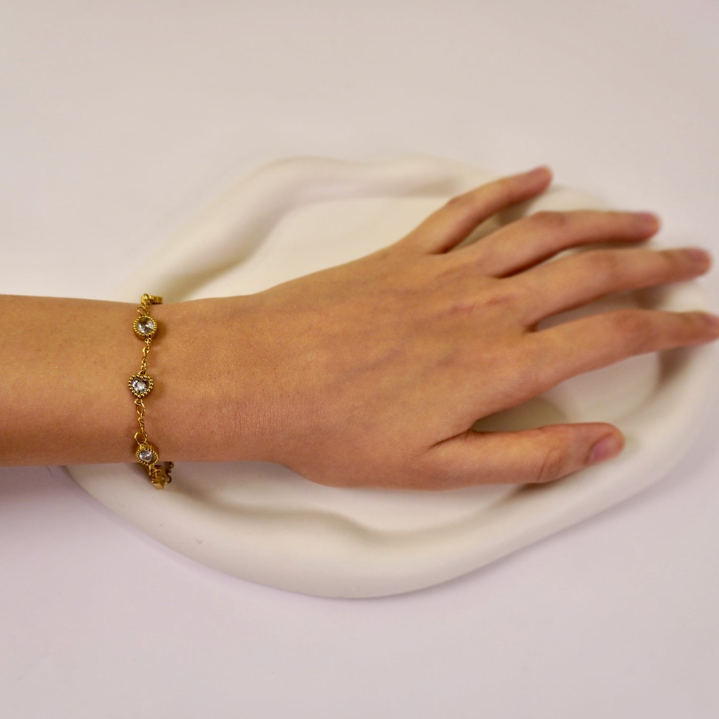 Clara bracelet 🧊