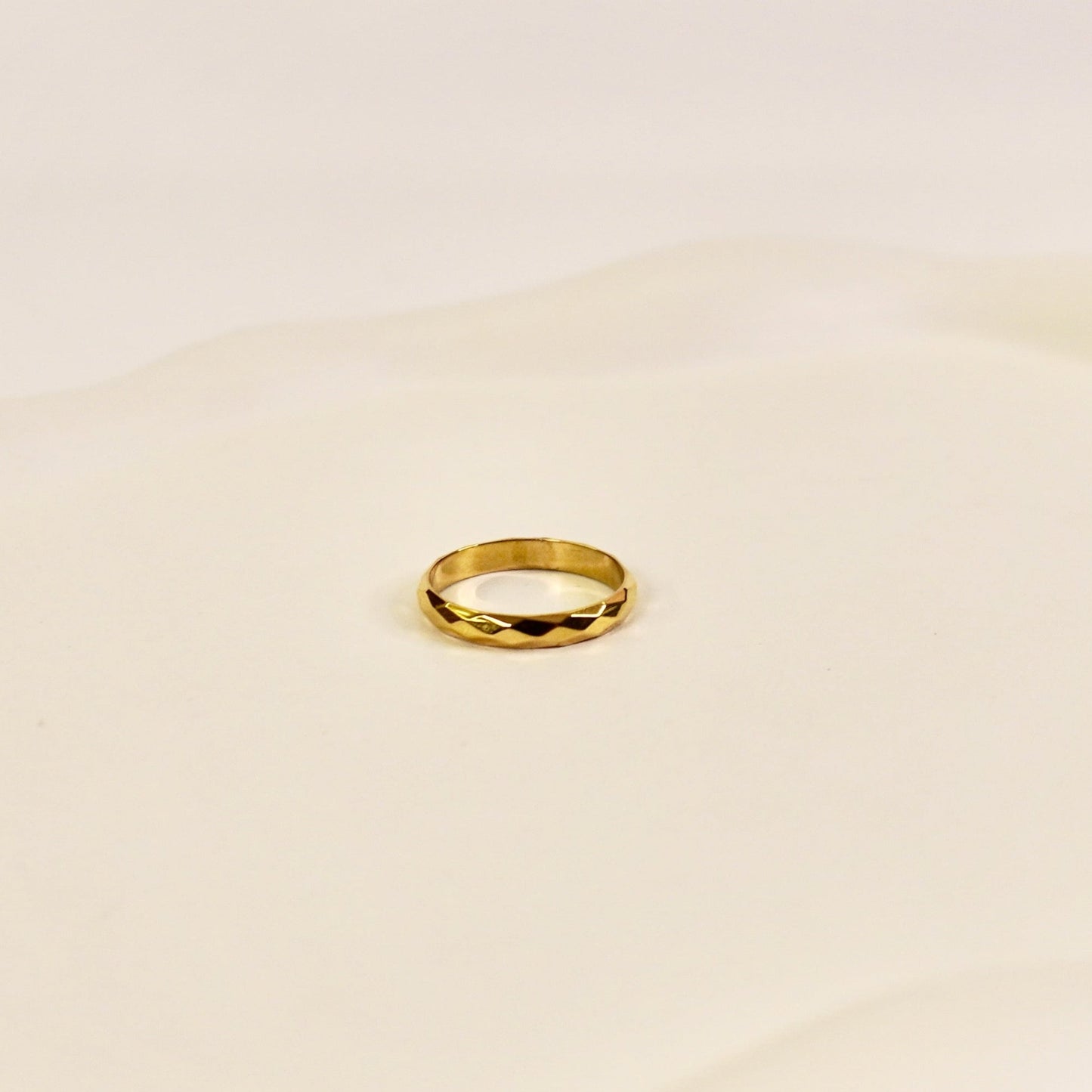 Tavisha ring ⬡