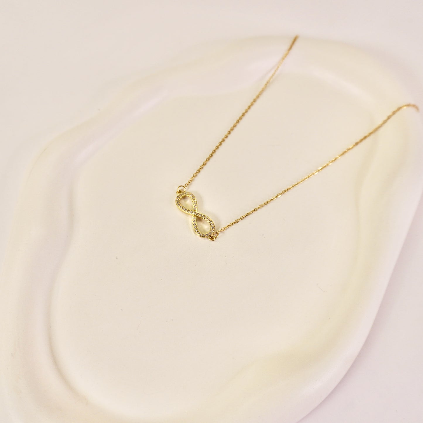 Hope pendant ∞