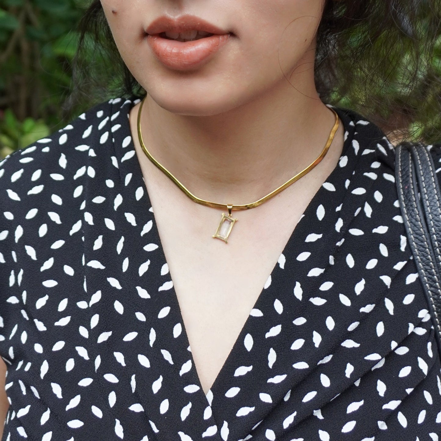 Uvika Snake Chain with Pendant