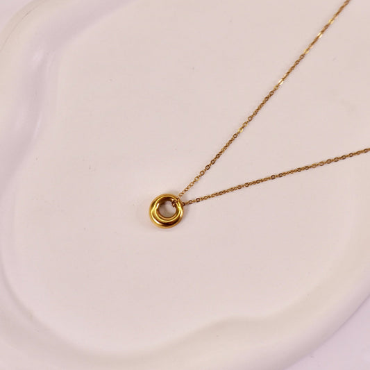 Reeva Pendant 🌗
