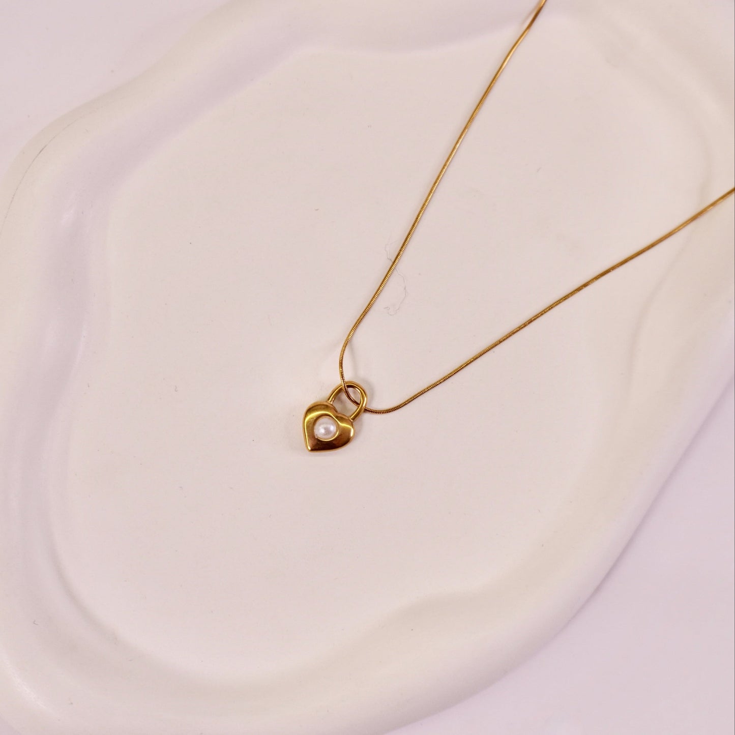 Ariana Pendant 💖🔐