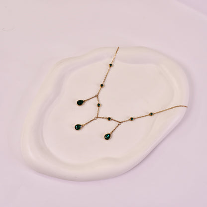 Elina Necklace 🟢