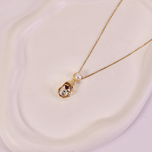 Rosette Pendant 🌹