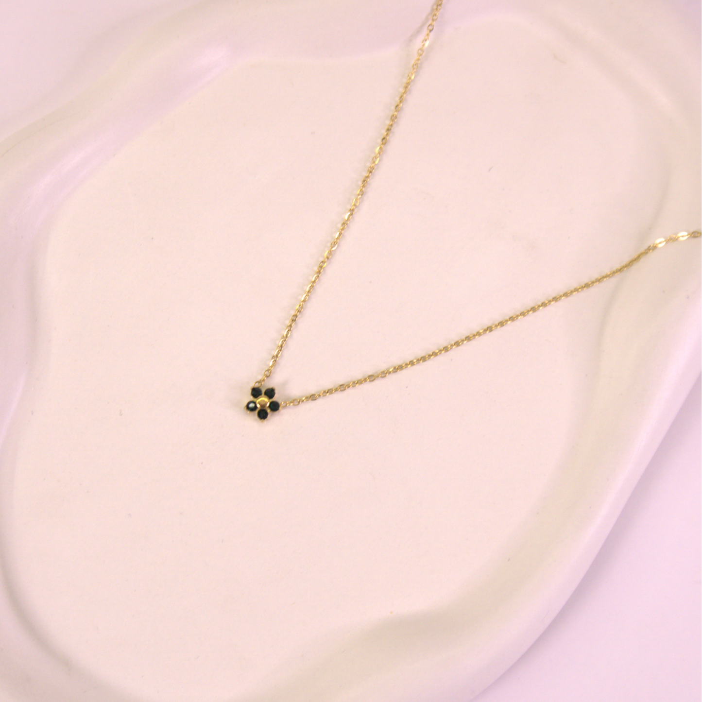 Maeve Pendant  🖤