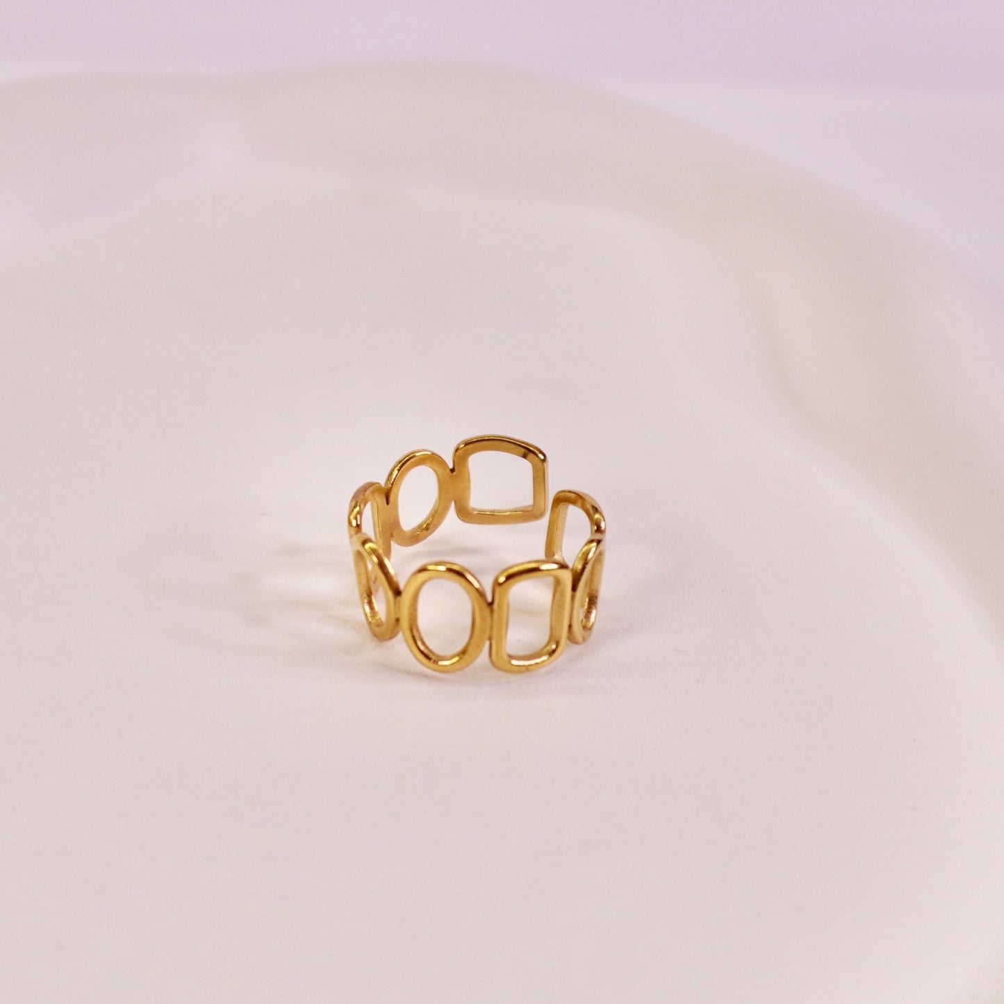 Charlotte ring ▯⬭