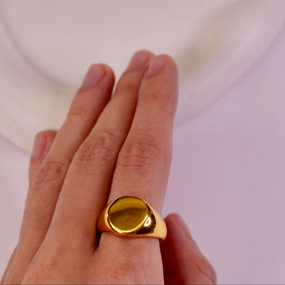 Delilah ring 🟡