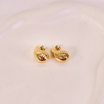 Sagarika Earrings 🐚