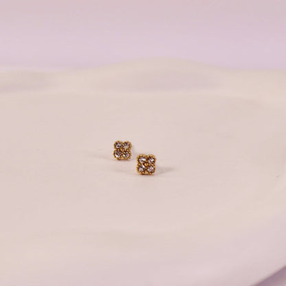 Naisha Studs ꕤ