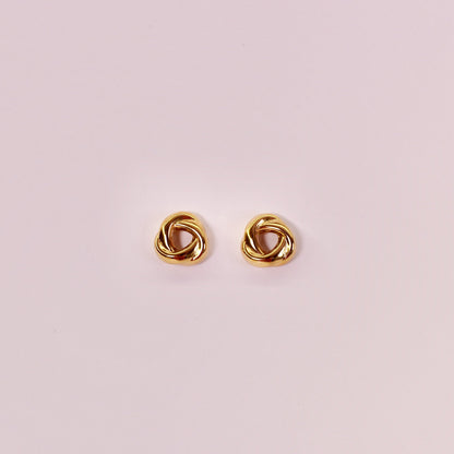Heather earrings 🥨