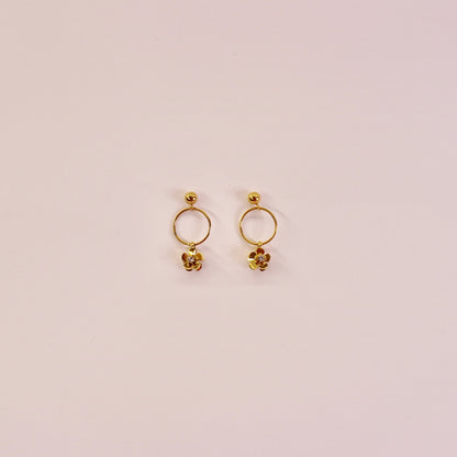 Meera Earrings 🌼