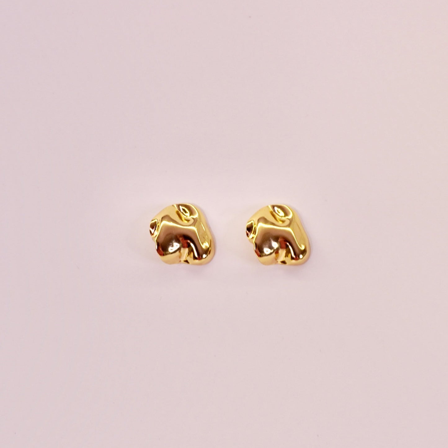 Isabelle earrings 🎨