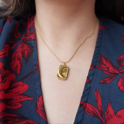 Freya Pendant 🌙