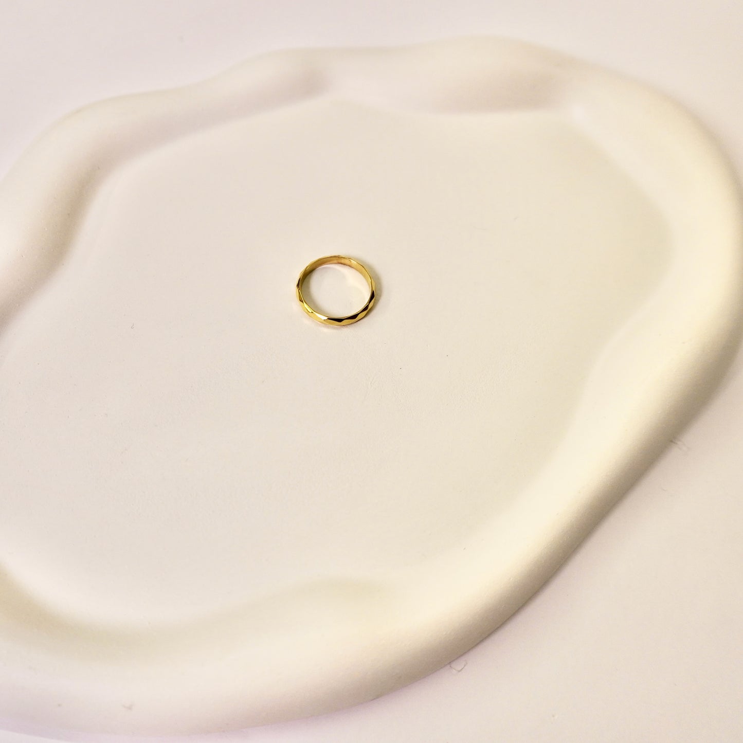 Tavisha ring ⬡
