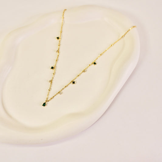 Sofia necklace 💚