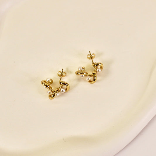 Renee earrings 🧬