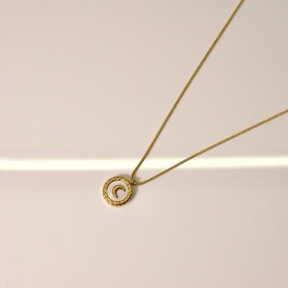 Luna pendant 🌙
